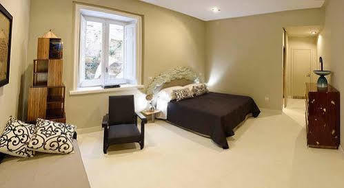 Atelier Ines Gallery 3*